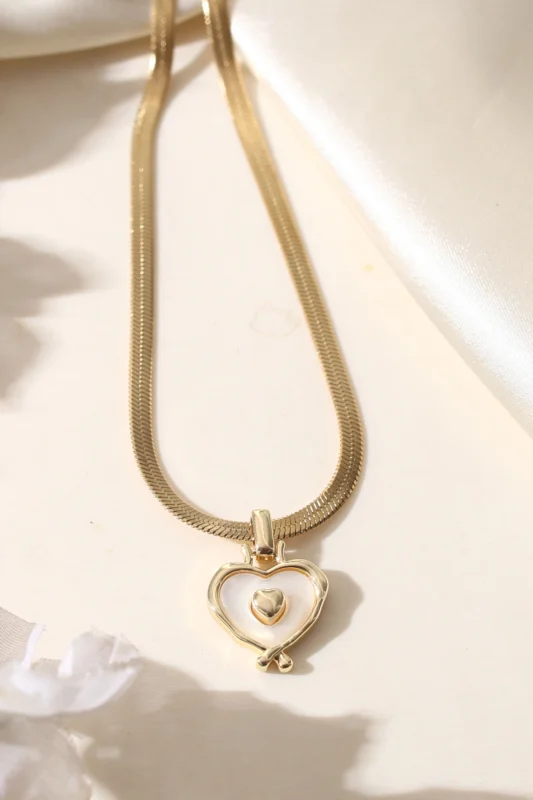 Guide to choosing high quality gold plated jewelry online with anti tarnish and waterproof features