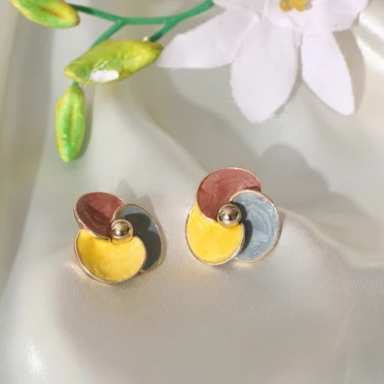 Twirl Yellow Earring