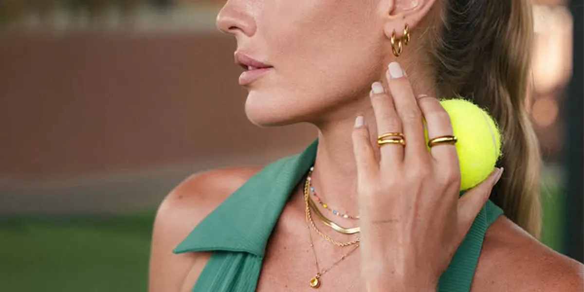 How to Choose Skin-Friendly Jewelry for Everyday Use